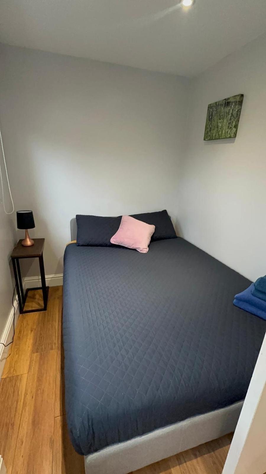 2 Bedroom Apartment Chiswick Park Tube Station Londres Exterior foto